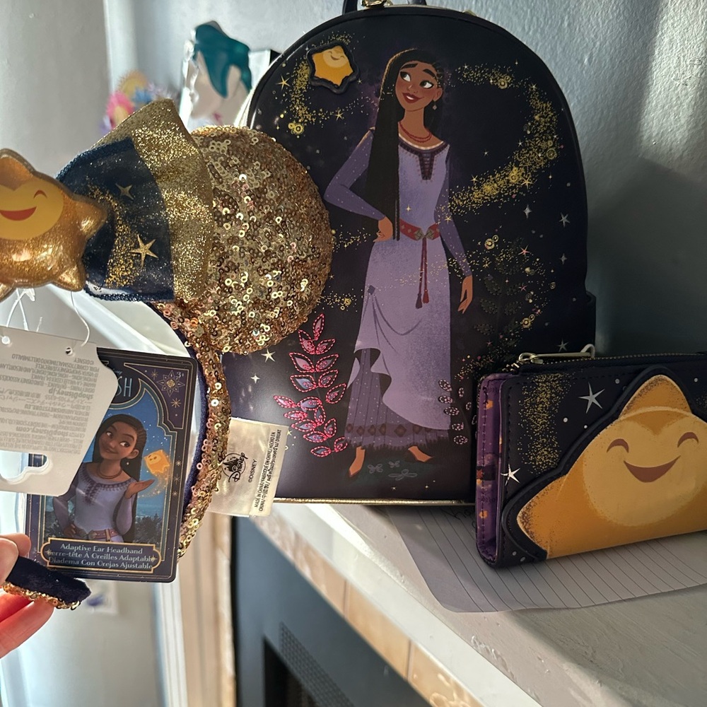 Disney Princess Backpack and Wallet Set - Black and Gold